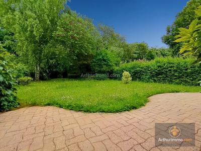 Maison - 97 m² - 6 pièces