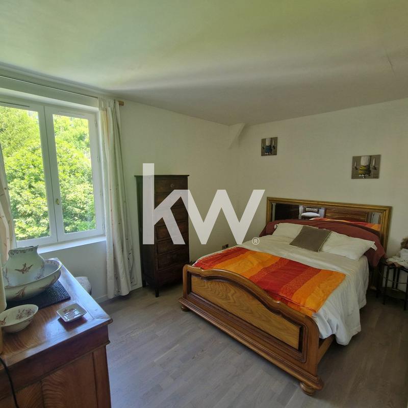 Maison - 157 m² - 6 pièces