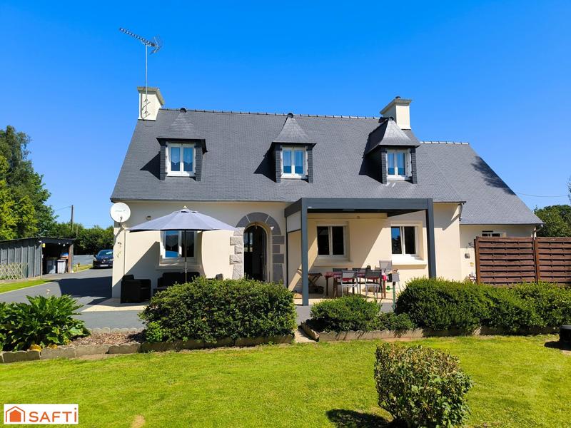 Maison - 127 m² - 8 pièces