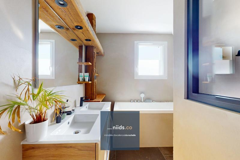 Maison - 158 m² - 5 pièces