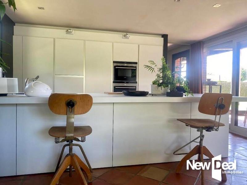 Maison d'architecte - 211 m² - 8 pièces