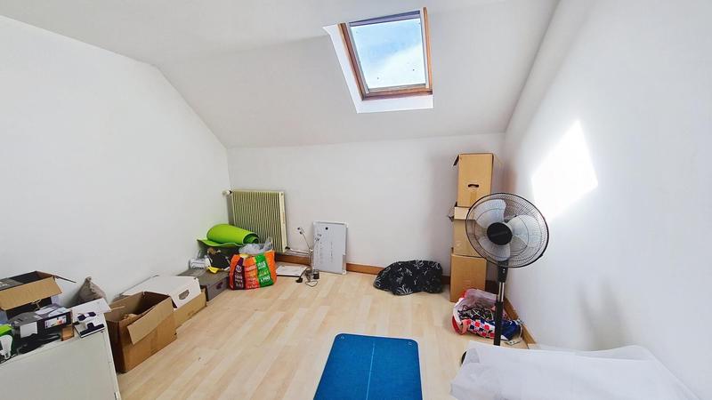 Maison - 105 m² - 6 pièces