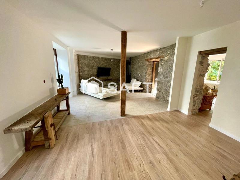 Maison de ville - 180 m² - 6 pièces