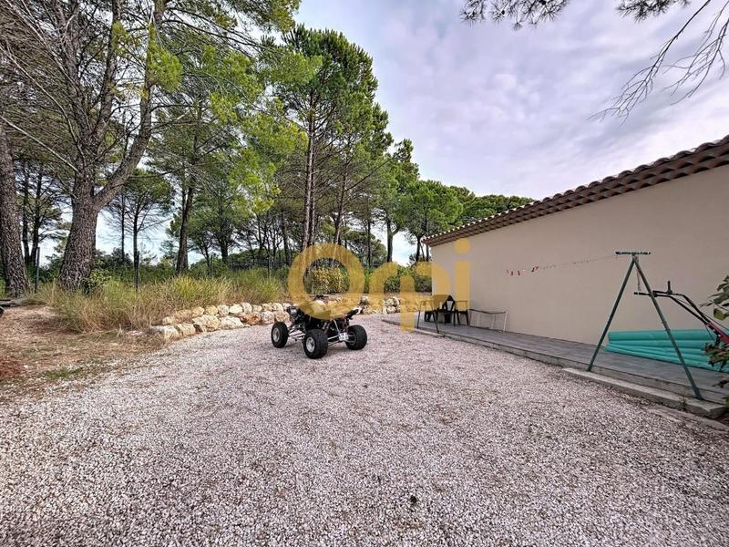 Villa - 208 m² - 4 pièces