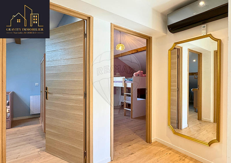 Maison - 190 m² - 6 pièces