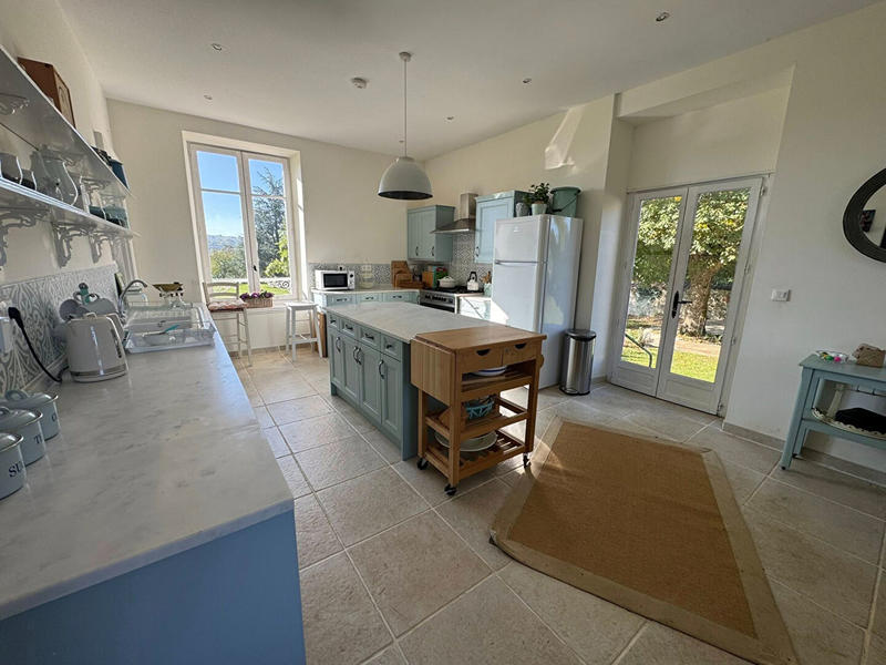 Château - 388 m² - 14 pièces