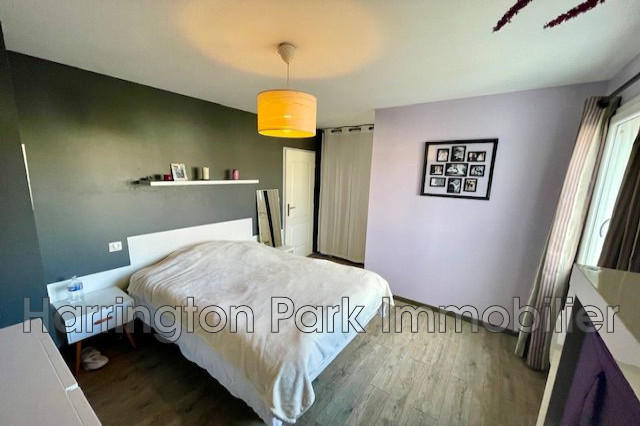 Maison - 93 m² - 4 pièces