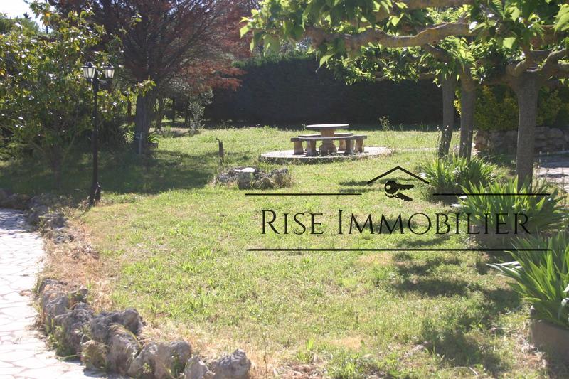 Villa - 141 m² - 4 pièces