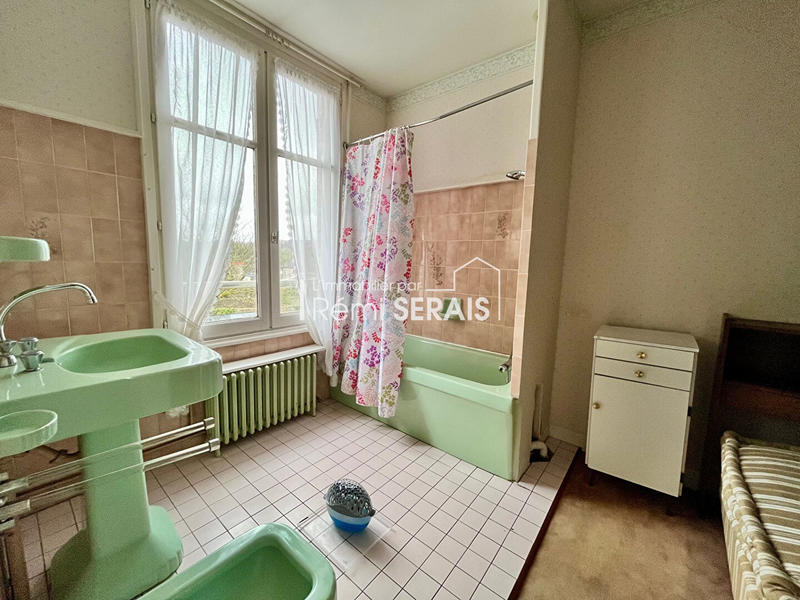 Immeuble - 270 m² - 8 pièces