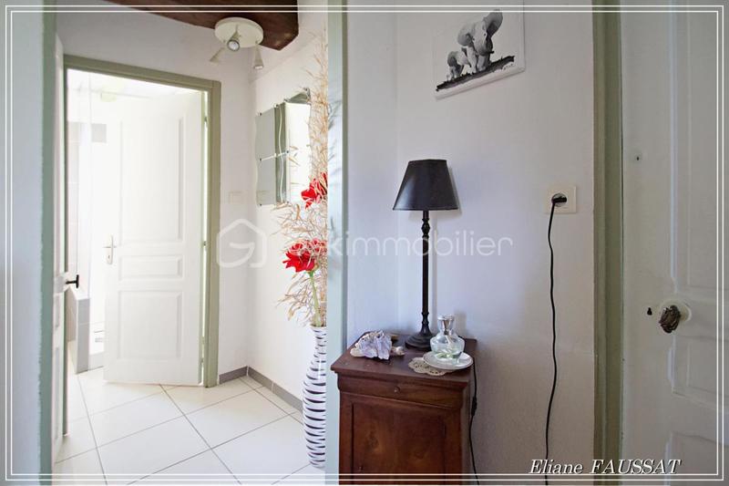 Maison - 290 m² - 9 pièces