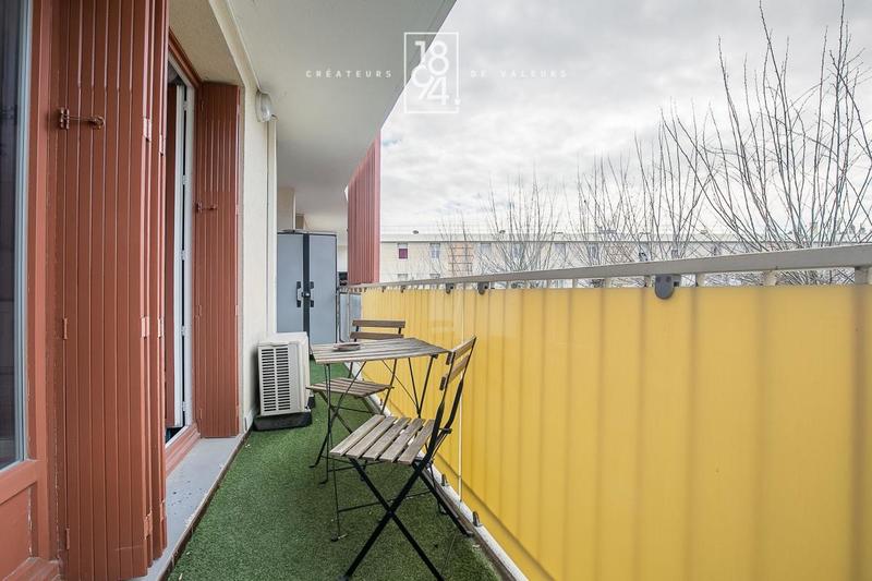 Appartement - 79 m² - 4 pièces