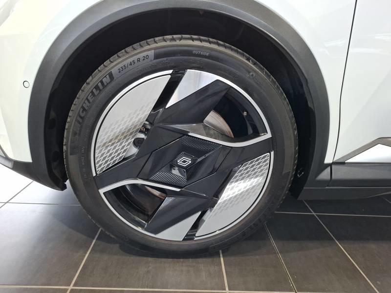 Renault Scénic E-Tech electrique 220 ch grande autonomie Techno Iconic
