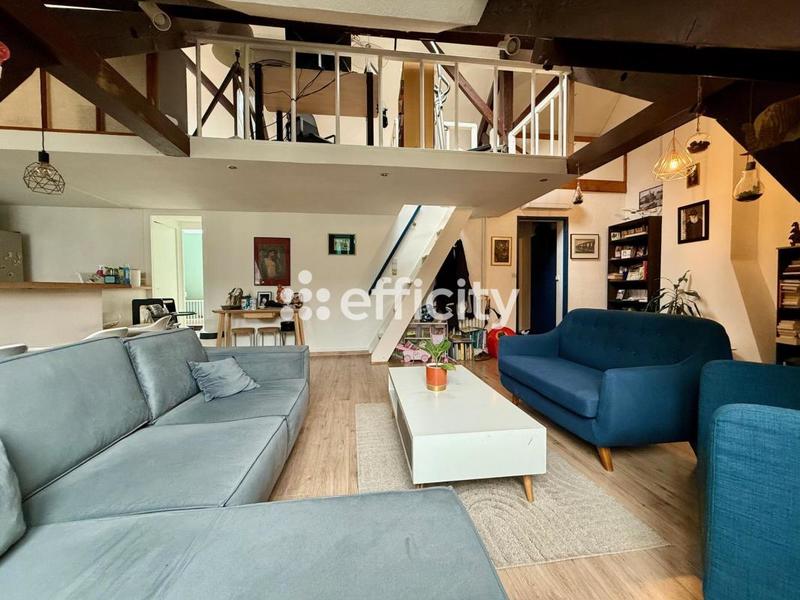 Appartement - 105 m² - 4 pièces