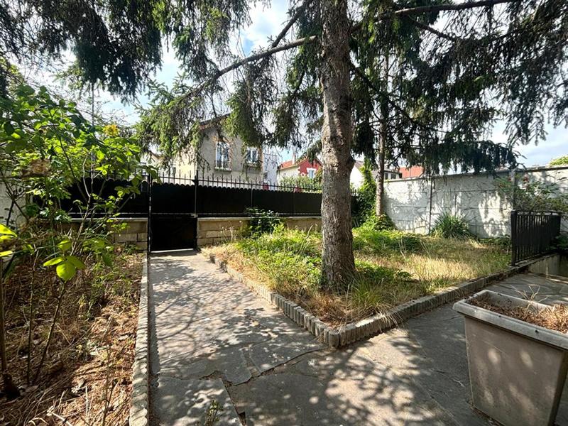 Maison - 157 m² - 8 pièces