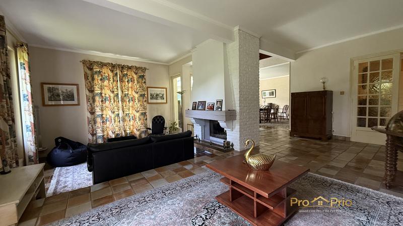 Maison - 224 m² - 7 pièces