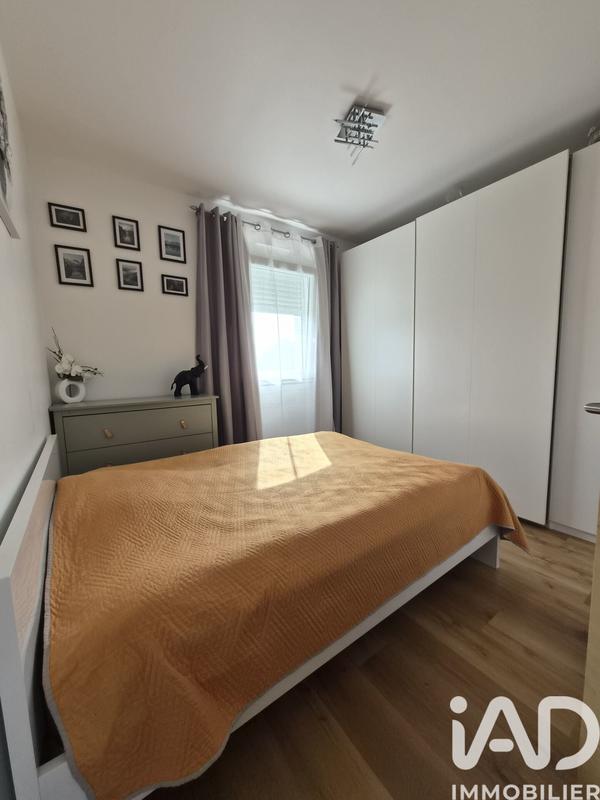 Maison - 99 m² - 5 pièces