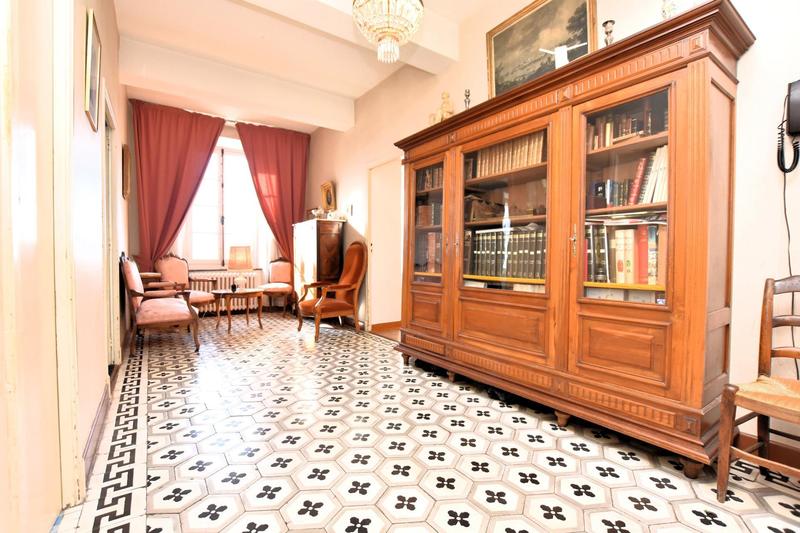 Maison de maîtres - 320 m² - 10 pièces