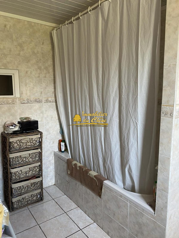 Maison - 122 m² - 6 pièces