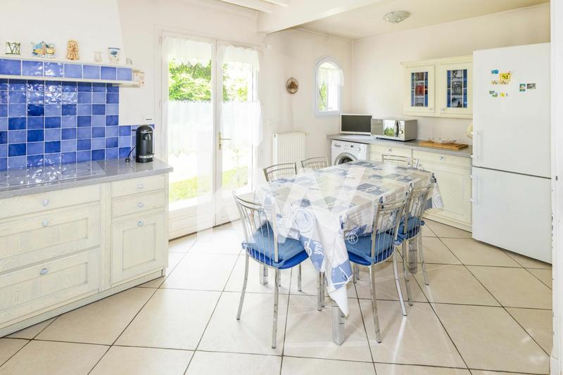 Maison - 287 m² - 8 pièces