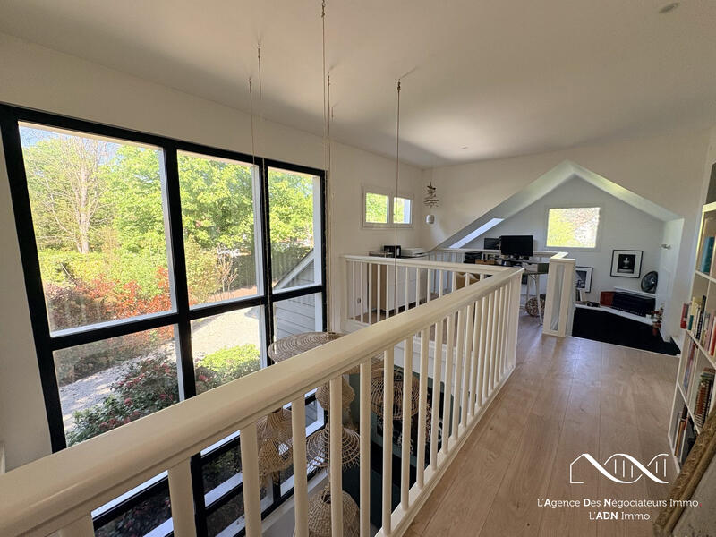 Maison - 185 m² - 6 pièces