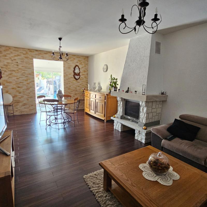 Maison - 160 m² - 6 pièces