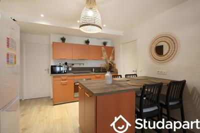 Chambre - 11 m² - 1 pièce