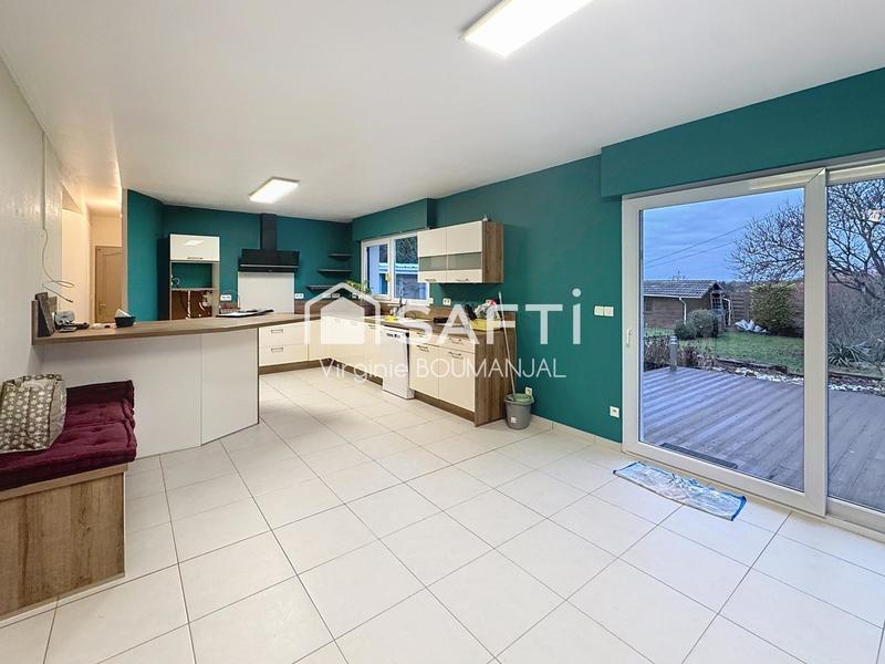 Maison - 236 m² - 8 pièces