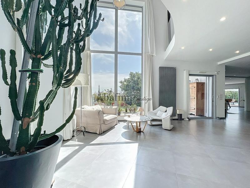 Château - 350 m² - 13 pièces