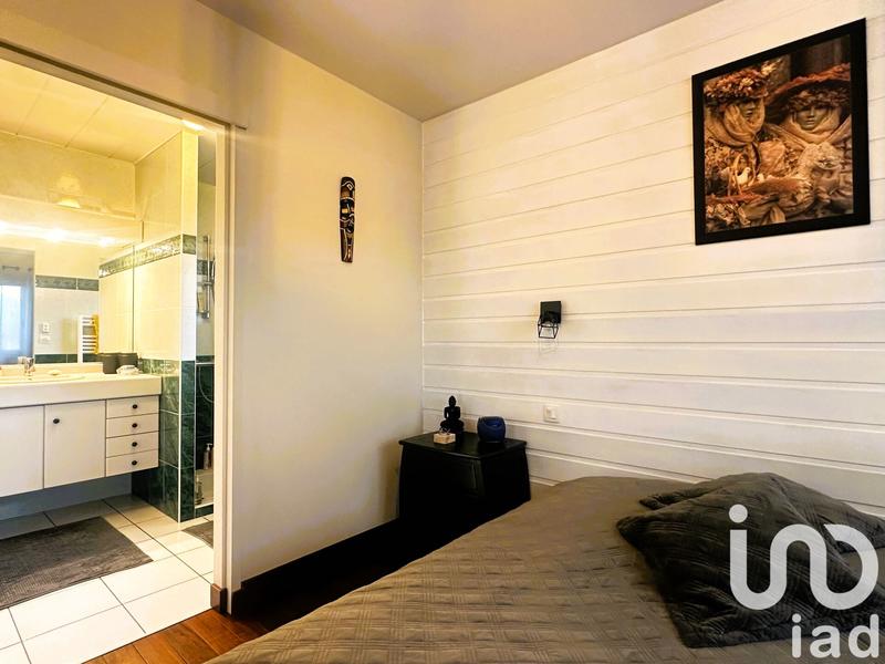 Maison - 177 m² - 6 pièces