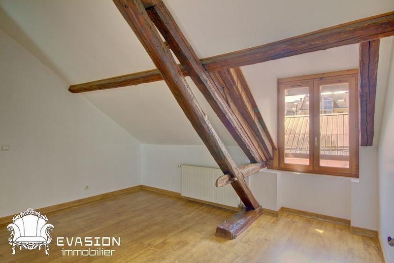 Appartement - 90 m² - 4 pièces