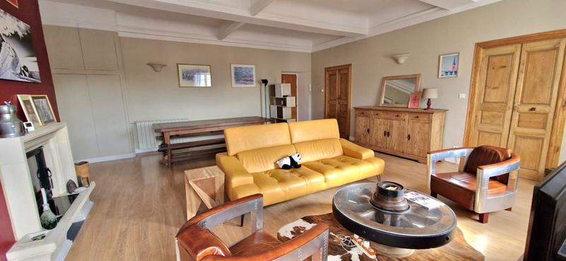 Appartement - 89 m² - 3 pièces