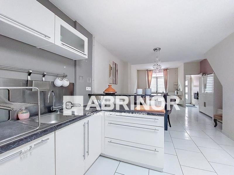 Maison - 83 m² - 4 pièces