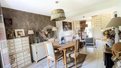 Maison - 79 m² - 5 pièces