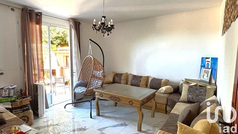 Maison - 485 m² - 27 pièces