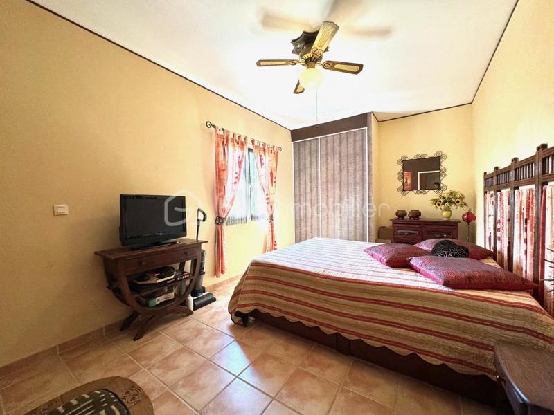 Villa - 232 m² - 8 pièces