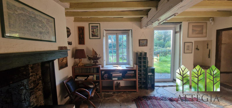 Maison - 180 m² - 6 pièces