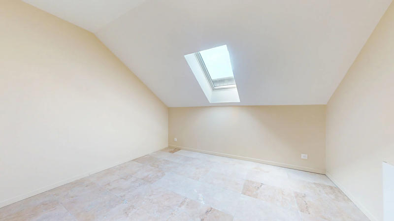 Appartement - 103 m² - 5 pièces