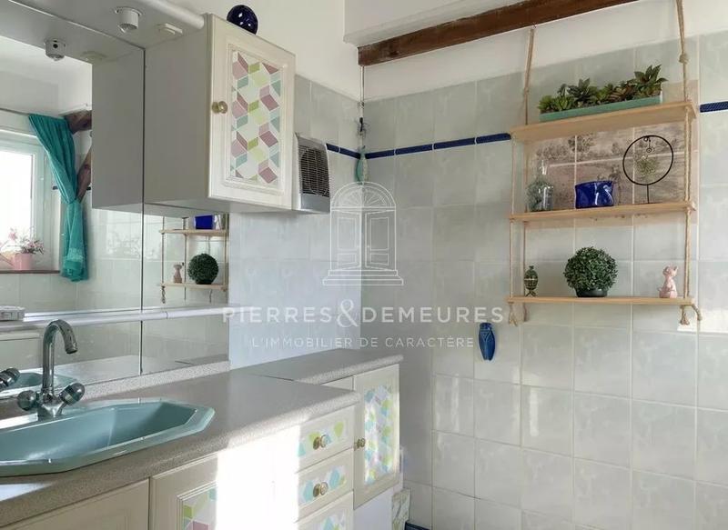 Propriété - 137 m² - 4 pièces