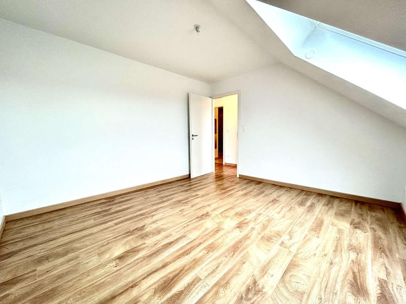 Appartement - 80 m² - 5 pièces