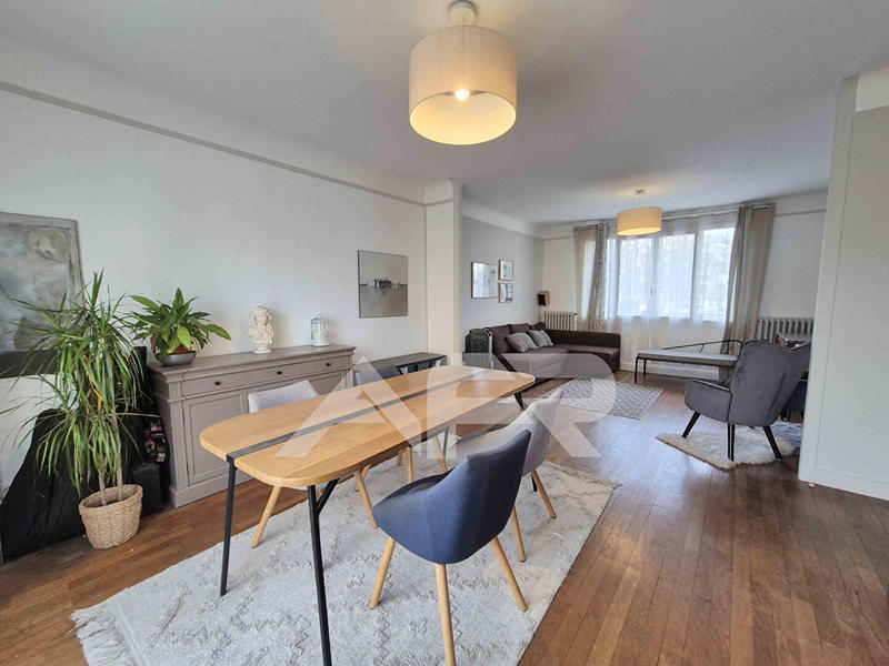 Maison - 100 m² - 5 pièces