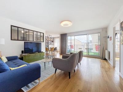 Appartement - 100 m² - 4 pièces