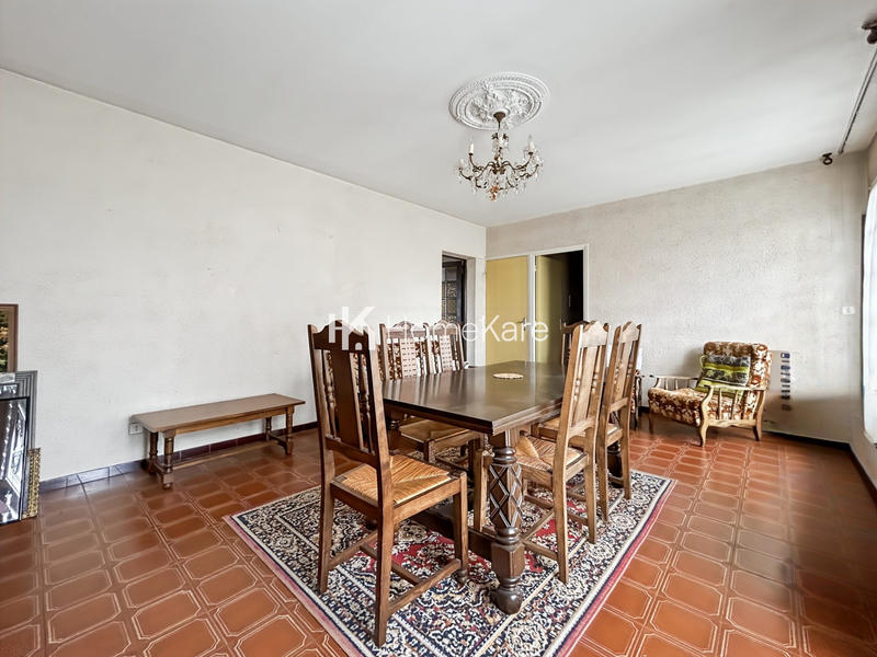 Maison - 136 m² - 6 pièces