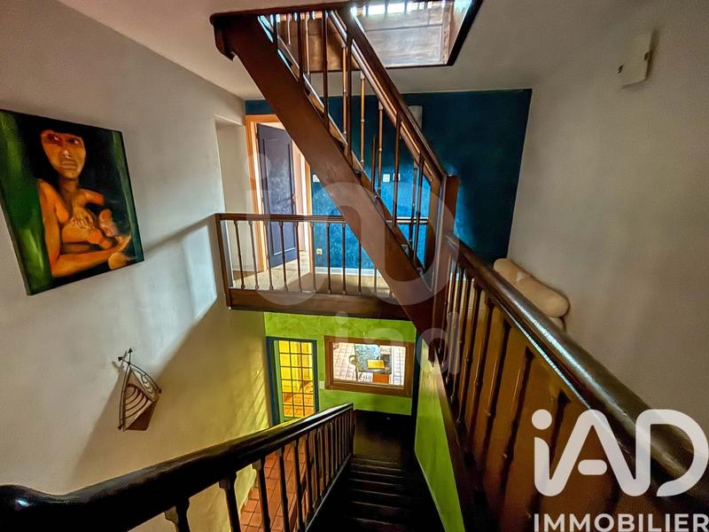 Maison de ville - 239 m² - 9 pièces