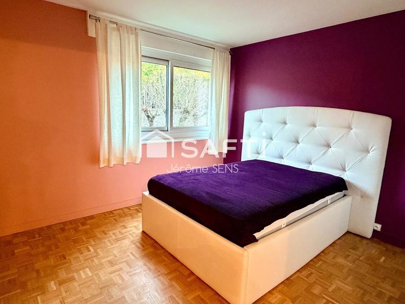 Appartement - 80 m² - 4 pièces