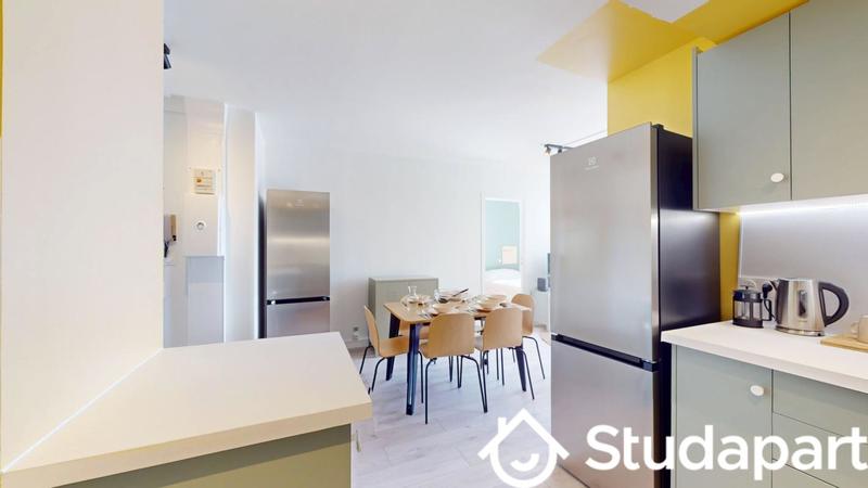 Chambre - 9 m² - 1 pièce