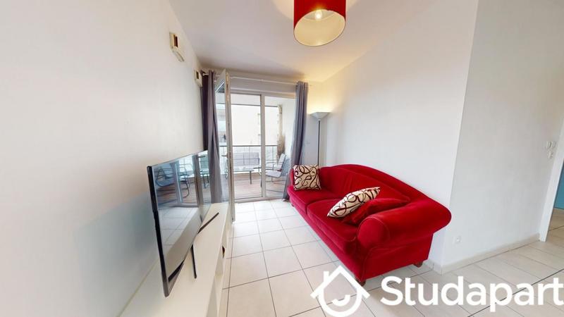 Chambre - 9 m² - 1 pièce