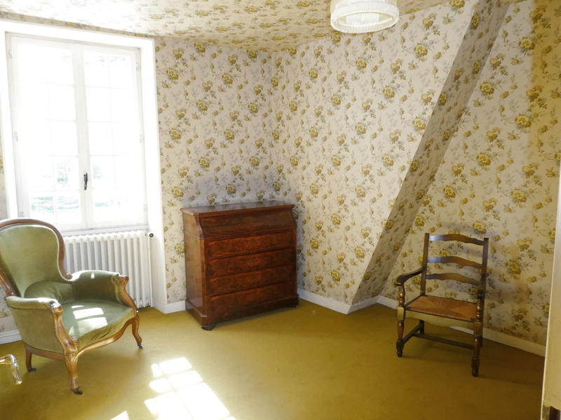 Maison - 155 m² - 8 pièces