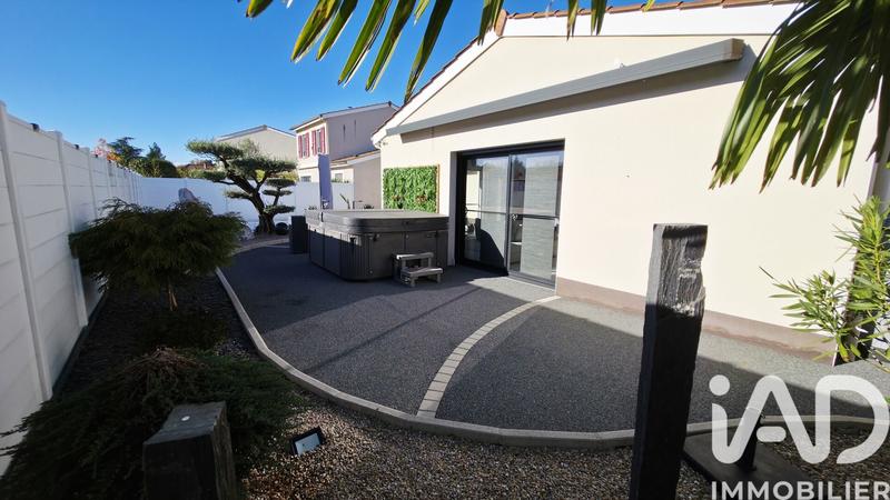 Maison - 92 m² - 4 pièces