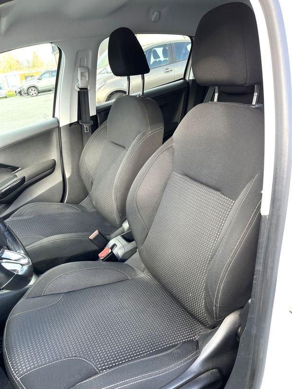 Peugeot 208 1.2l Bva Active+