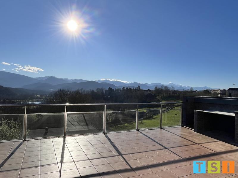 Maison - 182 m² - 5 pièces